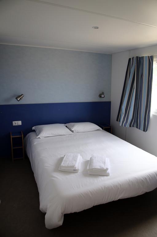 ปาร์เก เด กัมปิสโม ออร์บิตูร์ กานิเดโล Hotel บีลาโนวาเดกายา ภายนอก รูปภาพ