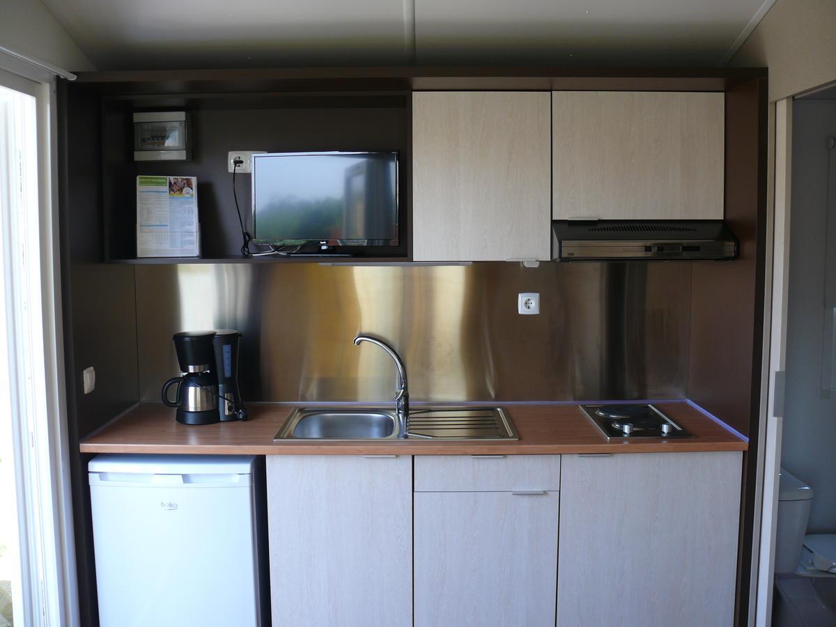 ปาร์เก เด กัมปิสโม ออร์บิตูร์ กานิเดโล Hotel บีลาโนวาเดกายา ภายนอก รูปภาพ